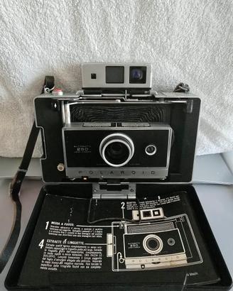 Polaroid Automatic 250 Land Camera + Accessori