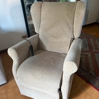 Poltrona relax alza persona zero gravity