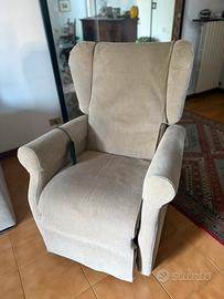 Poltrona relax alza persona zero gravity