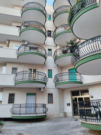 APPARTAMENTO PIANO TERRA ZONA CENTRALE C.SO ROMA