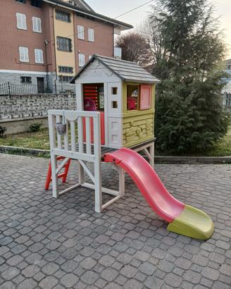 casetta con scivolo 