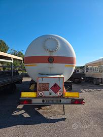 SEMIRIMORCHIO CISTERNA GAS GPL 
