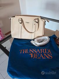 bauletto trussardi jeans