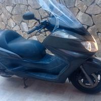 Scooter Majestic 400
