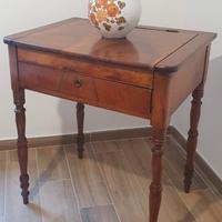 Tavolino antico in legno portagioie