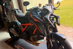 KTM SuperDuke 1390r