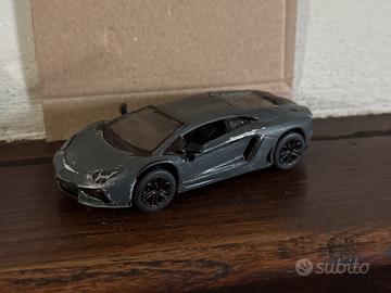 Modellino Aventador Majisto scala 1:40