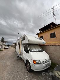 Camper Ford transit 2500 aspirato
