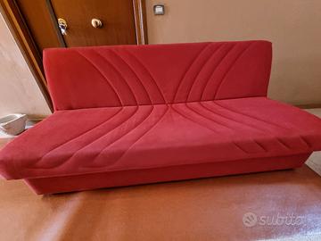 Divano Dahlia rosso 1p. e mezza mov. clic clac 60E