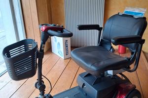 scooter elettrico a 3 ruote mini reale sovrana