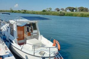 1990 Gozzo cabinato planante san prospero 750