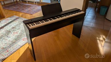 Pianoforte digitale Roland F20 