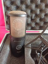 microfono a condensatore akg p220