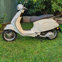Vespa Primavera 125 Piaggio anno 2024