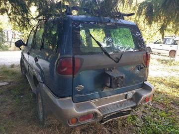 nissan Terrano II 2.7td