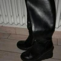 stivali ecopelle n.37