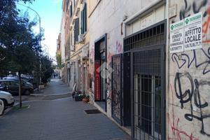 NEGOZIO A ROMA