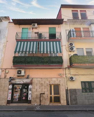 appartamento  in via vittorio veneto napoli