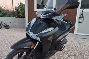 Honda SH 350 Sport