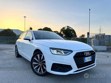 AUDI A4 2.0 Tdi Avant S-Tronic - Led 18