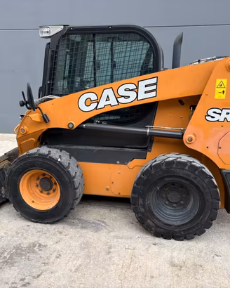 Bobcat CASE mini pala SR270