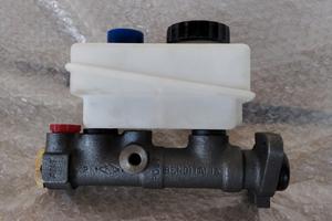 POMPA FRENI CON VASCHETTA BENDIX AUTOBIANCHI A112 