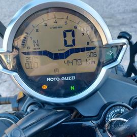  Moto Guzzi V7 IV STONE