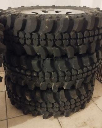 Gomme 195/80 con cerchi per Suzuki Vitara