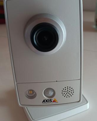 Telecamera IP PoE Axis M1054