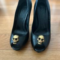 Decollete’ Alexander McQueen in pelle