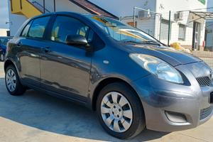 Toyota Yaris 1.4 D-4D DPF 5 porte Sol