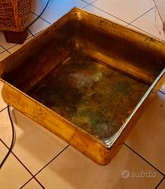 sottovaso in ottone  57x57x24