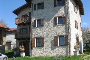 Appartamento ristrutturato e ammobiliato nel verde