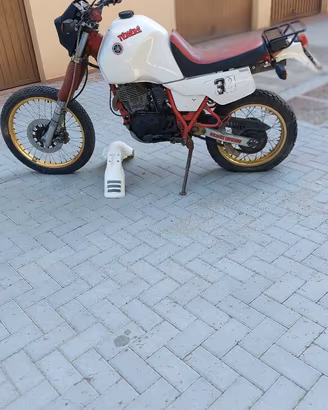 Yamaha XT 600z Tenerè 34L