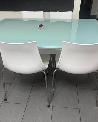Tavolo e sedie calligaris
