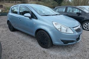 Opel Corsa 1.2 5 porte Cosmo
