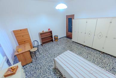 CAMERA SINGOLA AMPIA per studenti/esse