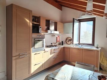 Cucina 340X280+Tavolo Bontempi  70X100allungabile