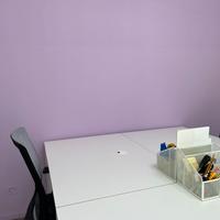 Arredo ufficio - scrivania +tavolo+cassettiera 4pz