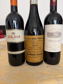 Lotto di tre pregiate bottiglie di vino italiano.