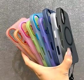 cover iphone 16 in silicone morbido opaco 