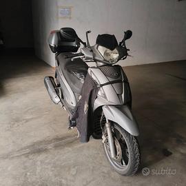 Scooter Kymco people 300GT