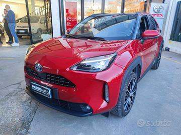 TOYOTA Yaris Cross 1.5 Hybrid 5p. E-CVT AWD-i Lo
