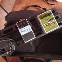 Pedaliera Rockboard con 2 effetti per basso