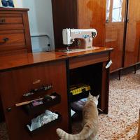 Macchina da cucire NECCHI anno 1960