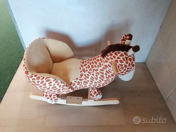 Cavallo a dondolo in legno di pioppo Afffare