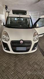 Fiat Doblò con sollevatore disabili