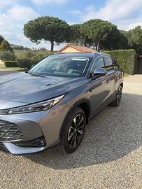 MG HS Luxury benzina