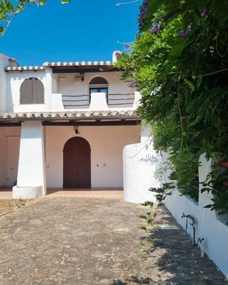 LOW COST 200 mt dal mare fino a 11 posti letto
