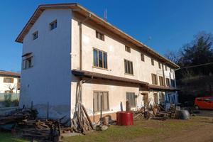 RUSTICO BIFAMILIARE DA RISTRUTTURARE E TRASFORM...